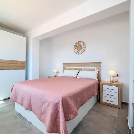 Panorama View By Interhome Calp